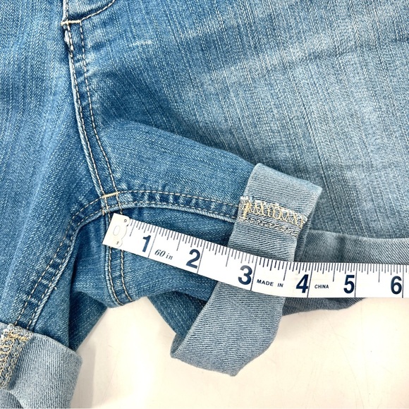 NEW YORK & COMPANY Denim Blue Women's Shorts Size 10 - Picture 8 of 12